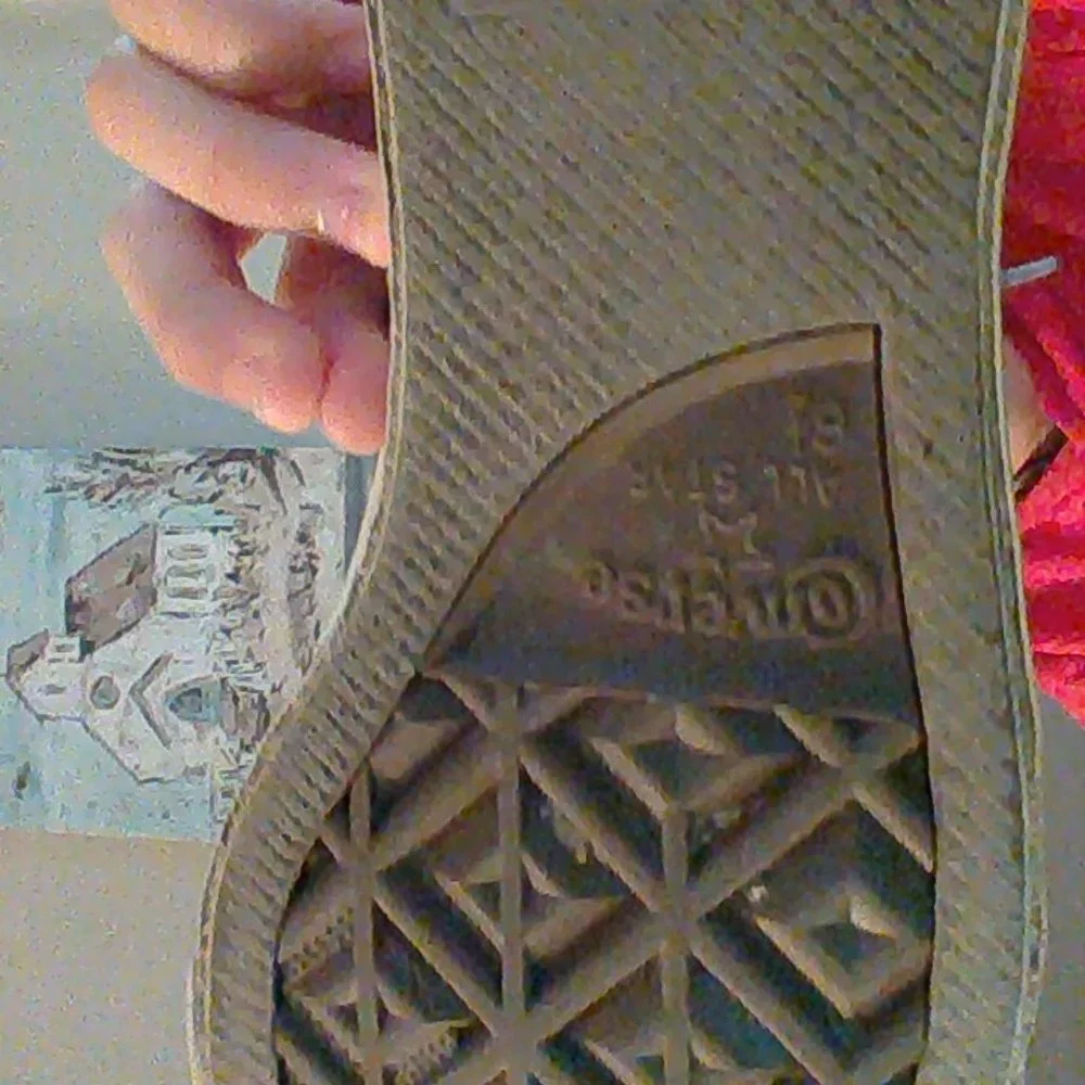 Converse - Picture 6 of 6